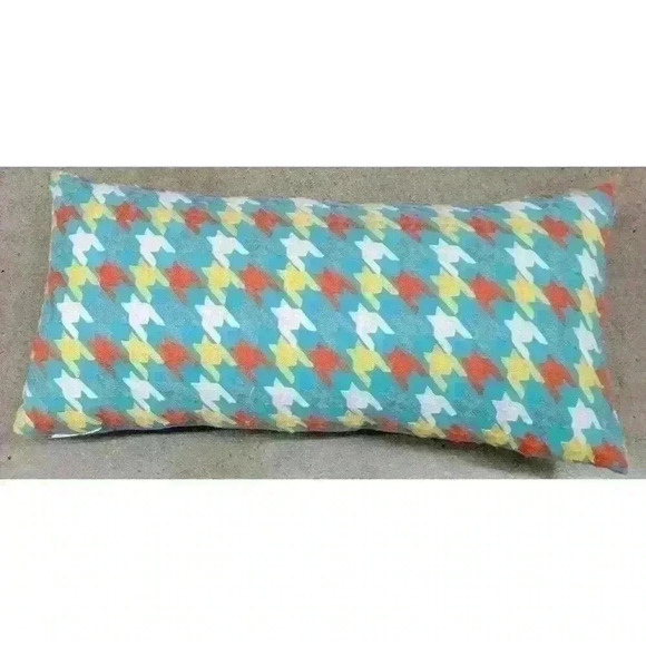 2-Teal Multicolor Lumbar Pillows - Picture 1 of 3